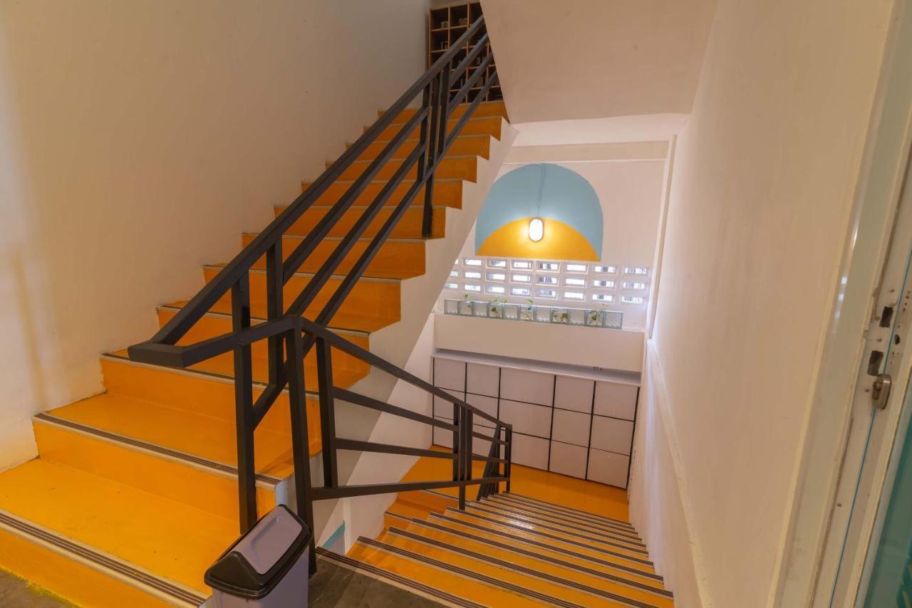Asrama Wonderloft Kota Tua Jakarta